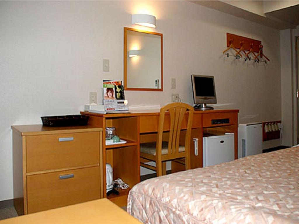 Best Inn Uozu Rom bilde